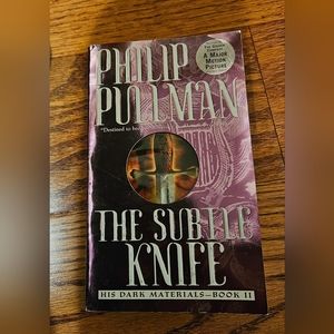 Book The Subtle Knife by Philip Pullman